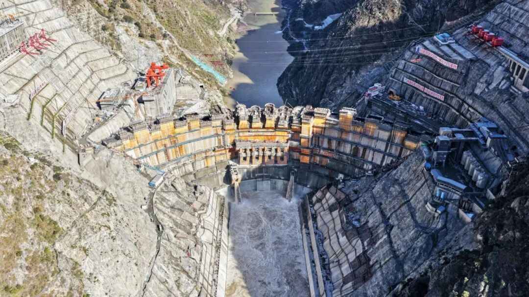 EF9DAE6D3DA608F4EBD96734FD4_E1DDC151_2BF64