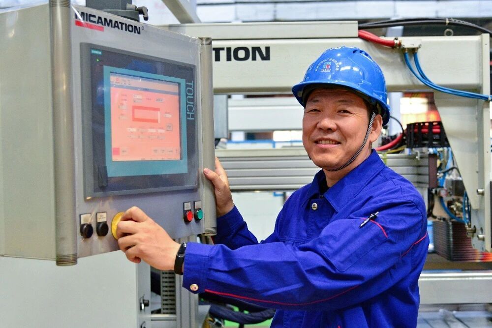 2D64BA537E1C6EA2B2C125FC587_43C6FC18_1A21A